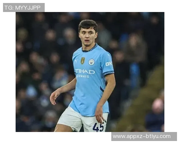 曼城因胡桑诺夫出色表现推迟引进右后卫计划 曼城因胡桑诺夫出色表现推迟引进右后卫计划