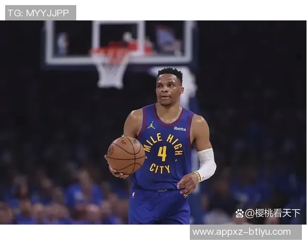 霍华德谈威少离开NBA认为他应享受生活与海外收入