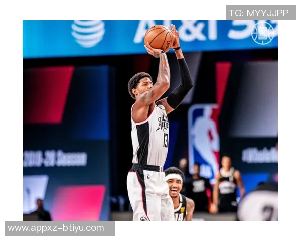 小卡下半场状态回暖期待发力助球队逆转局势